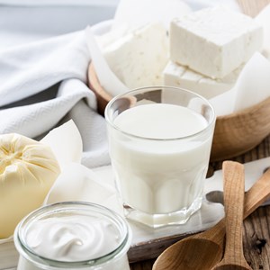 Pourquoi les personnes intolérantes au lactose peuvent continuer à consommer des produits laitiers 